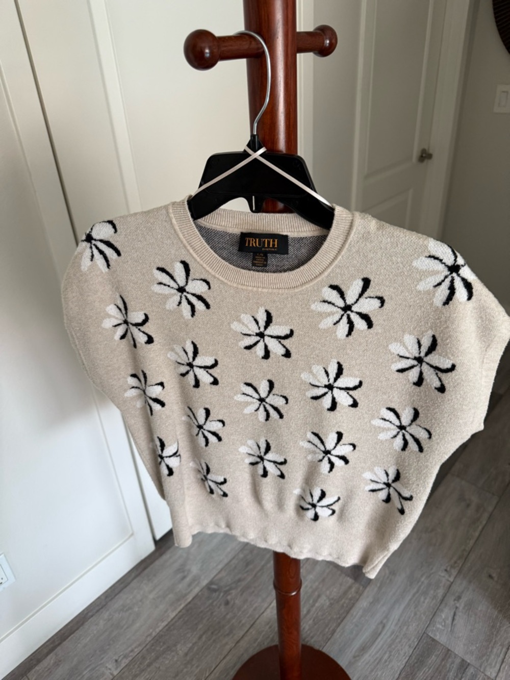 Truth Beige Floral Knit Vest with Black & White Flower Motif